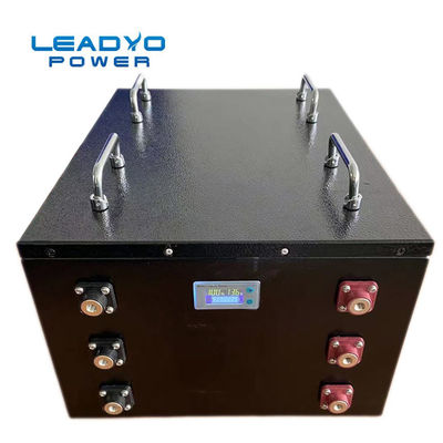 satın al Metal Kasa Golf Arabası 48V 100Ah Lityum İyon Piller LCD ile Şarj Edilebilir Metal Kasa çevrimiçi üretim