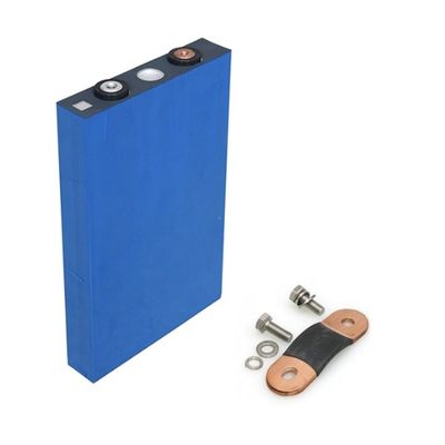 İyi fiyat 3.2V 60AH 65Ah Yüksek boşaltma hızı 4C Lifepo4 Prismatik hücre LFP 3.2V çevrimiçi
